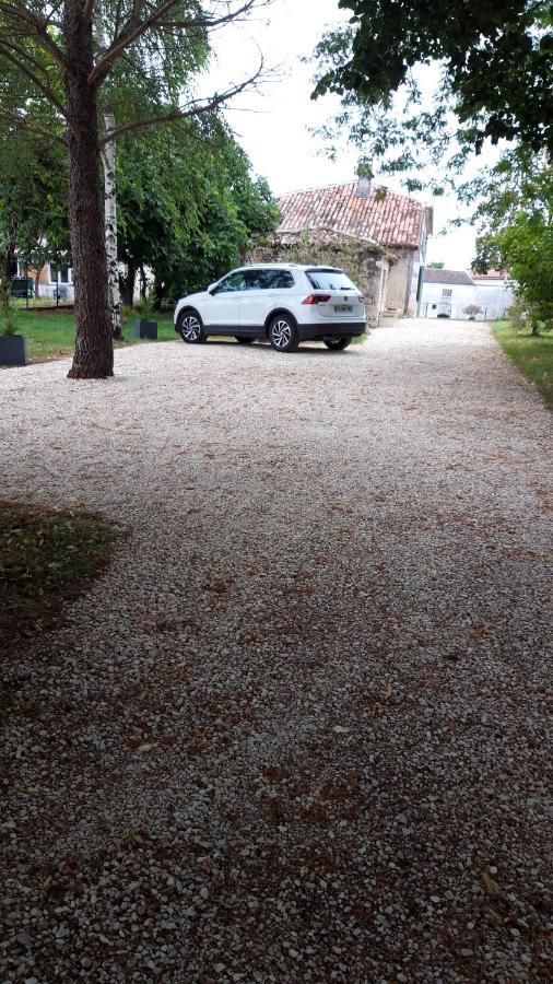 Vila La Demeure D'Ezilda Fléac-sur-Seugne Exteriér fotografie