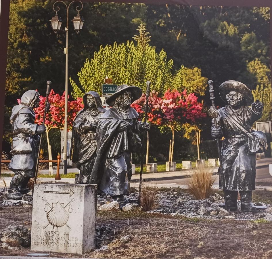 Vila La Demeure D'Ezilda Fléac-sur-Seugne Exteriér fotografie